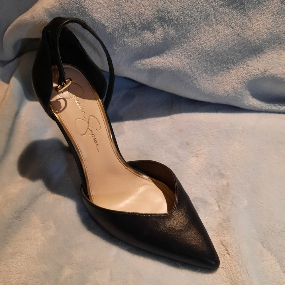 Jessica Simpson's Mary Janes
